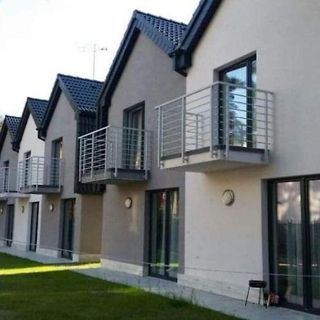Domek,Apartament Z Ogrodkiem 5 Min Od Plazy بوبيروفو المظهر الخارجي الصورة